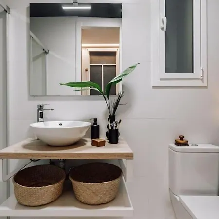 Asoa - One Bedroom In Gracia *